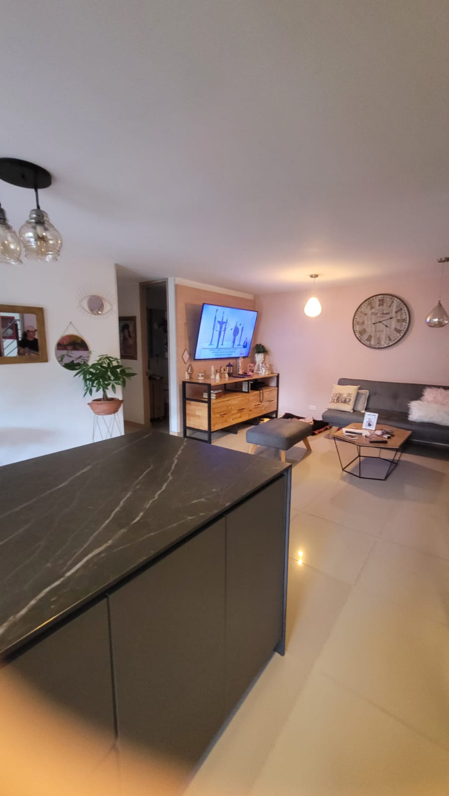 Venta de apartamento en Sabaneta Loma de San José Maderos del Campo