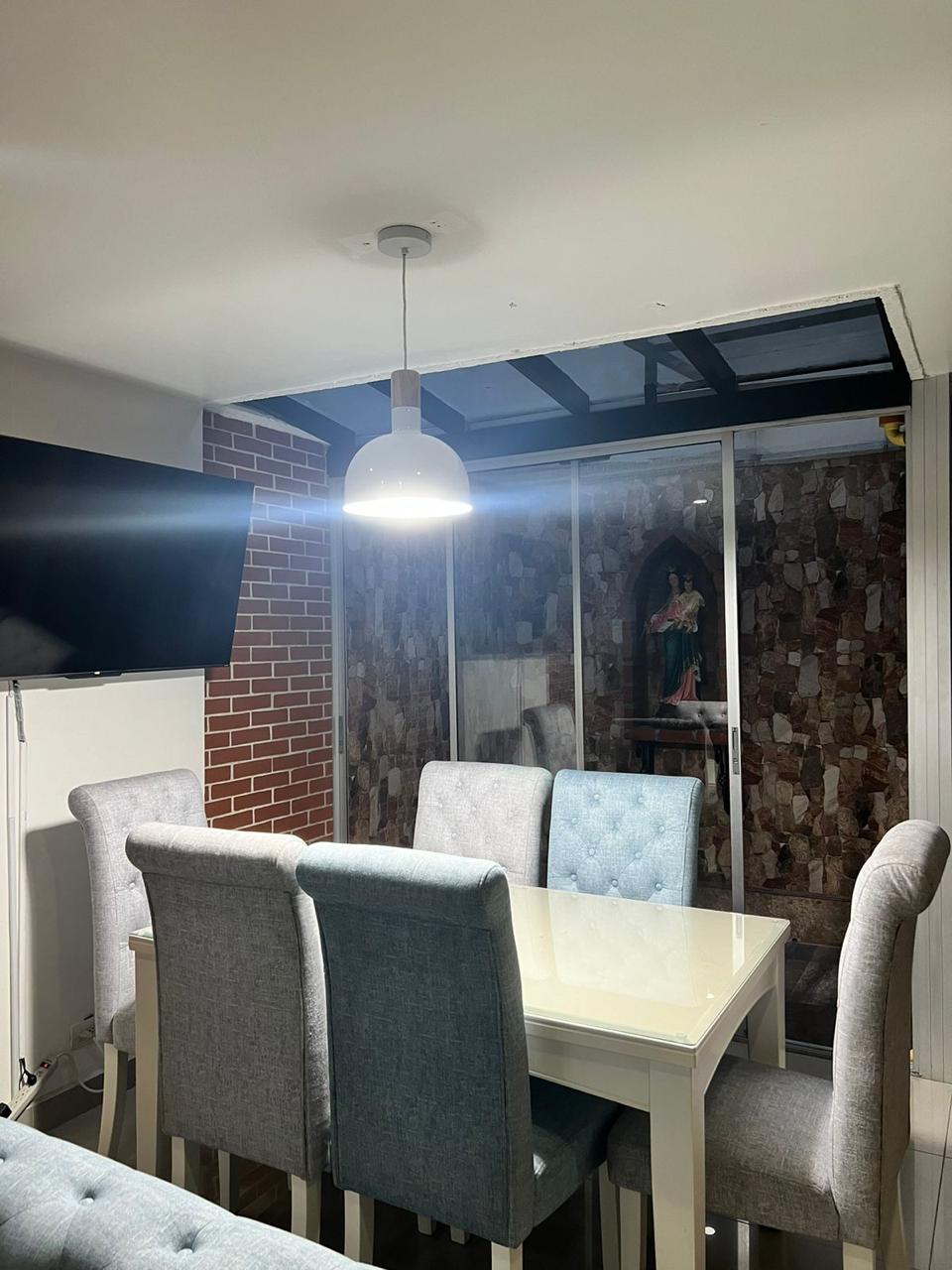 Casa para la venta en La Estrella Cerca del Parque - Antioquia