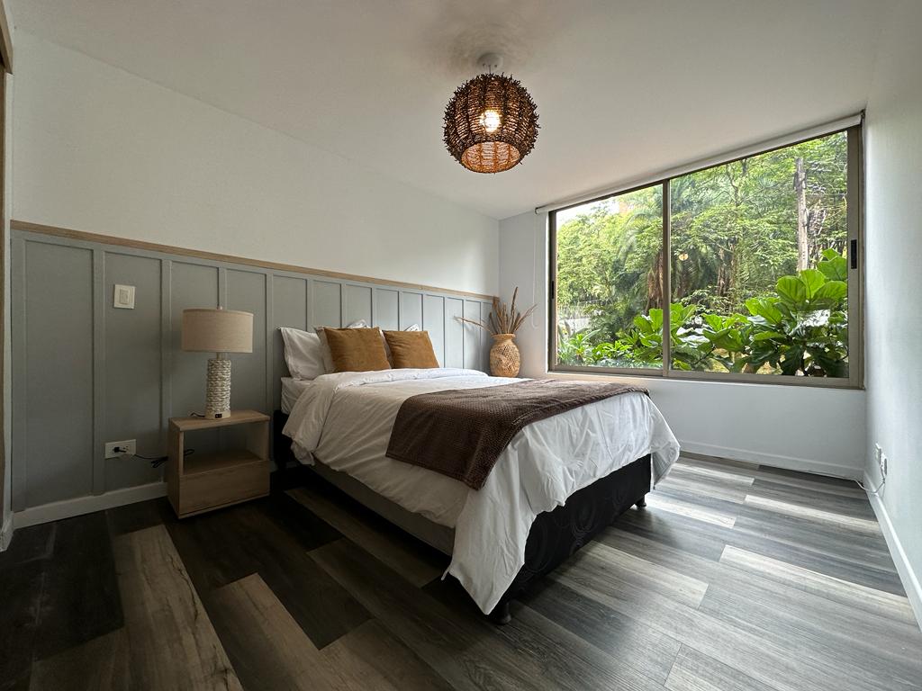 Apartamento en arriendo amoblado en Poblado Los Balsos Medellín