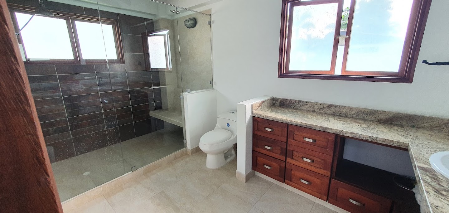 Casa para la venta en La Estrella Cerca del Parque - Antioquia