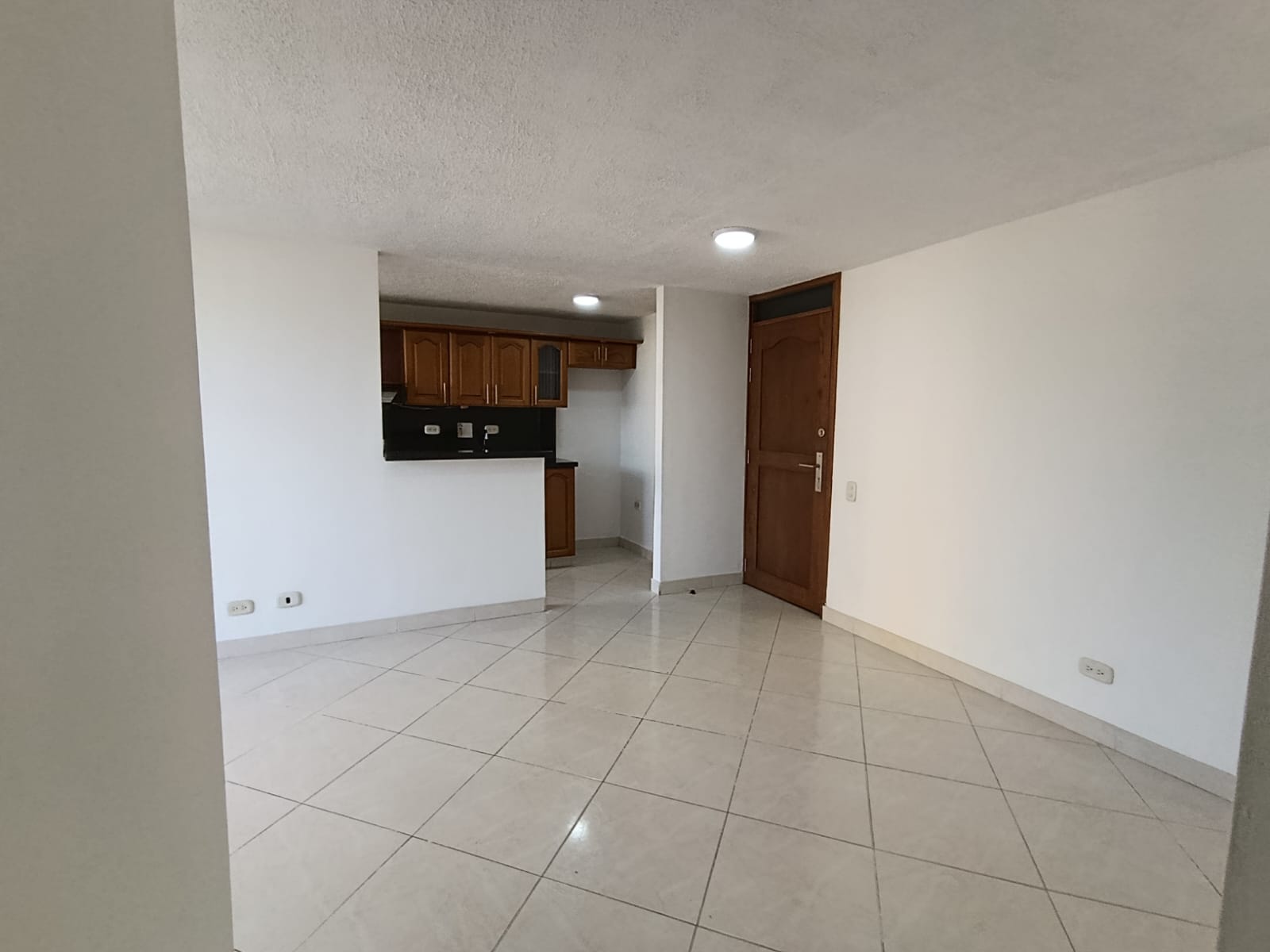 APARTAMENTO EN ARRIENDO, RODEO ALTO
