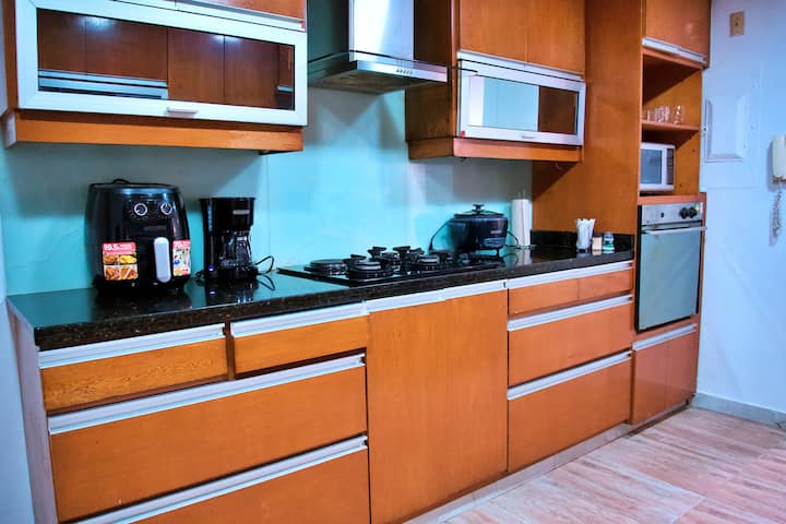 Apartamento para la venta en Medellin Poblado Los Parra