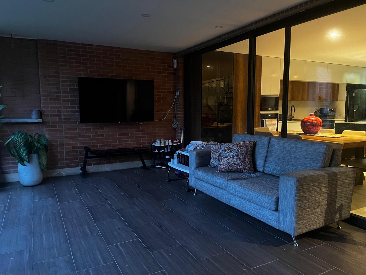 Casa para la venta en Envigado la Calleja