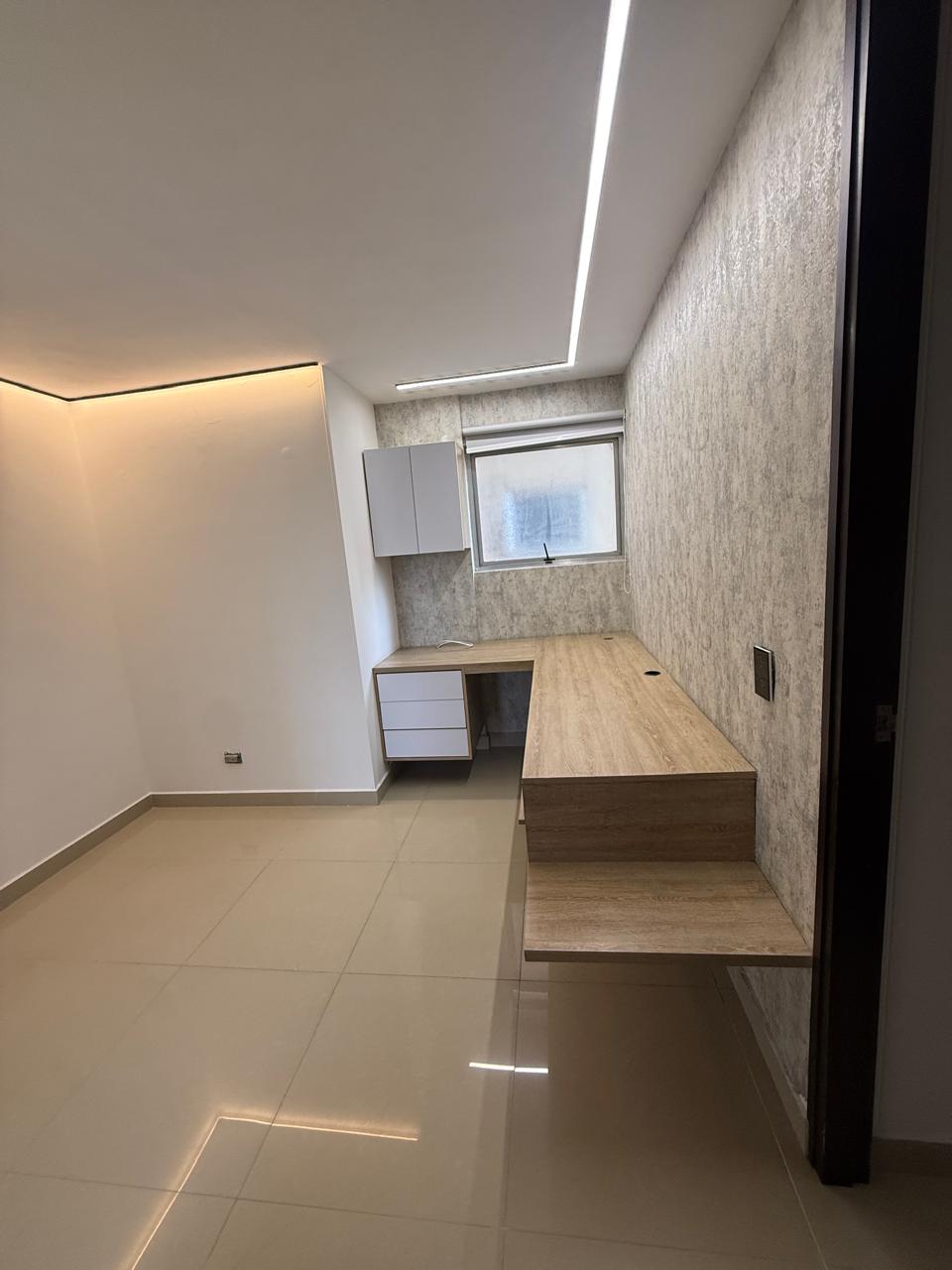 Venta de apartamento en Loma de Los Bernal  Medellin