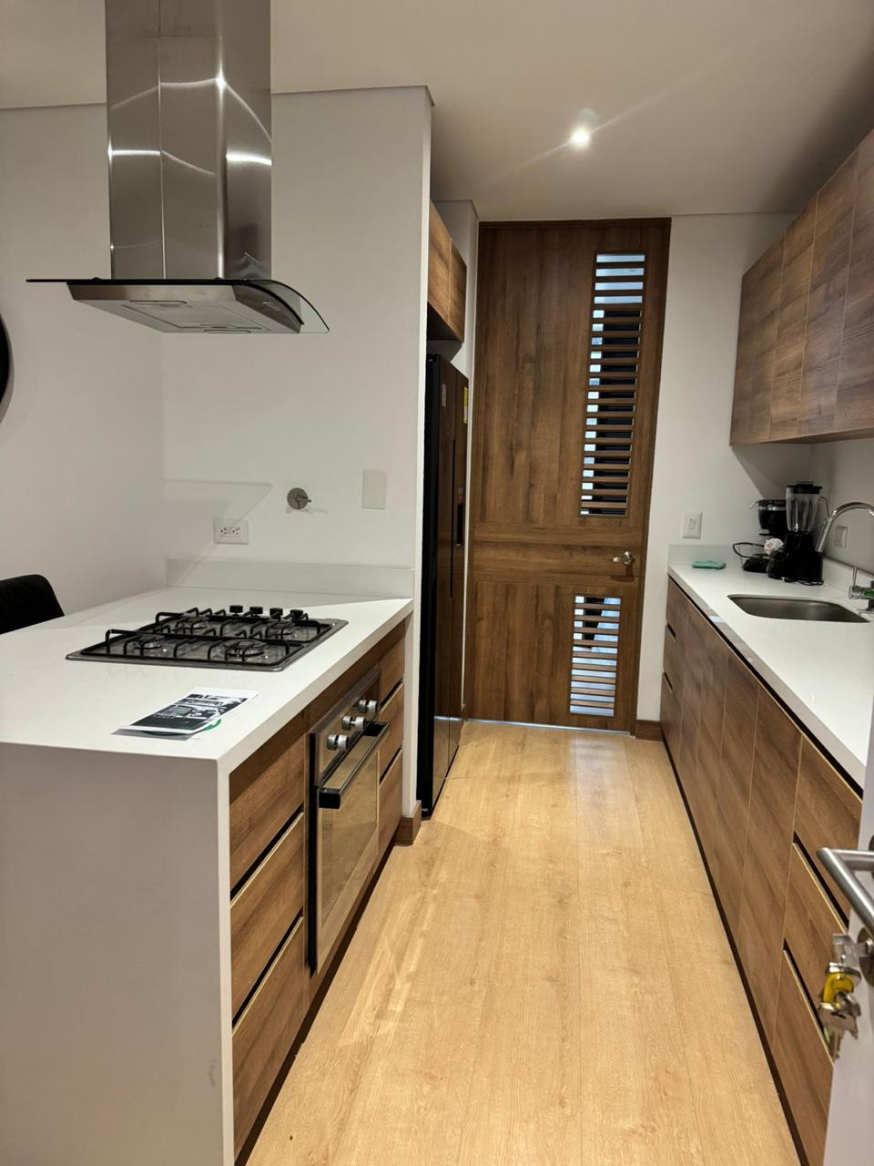 Apartaestudio amoblado para arriendo en Ciudad del Río El Poblado