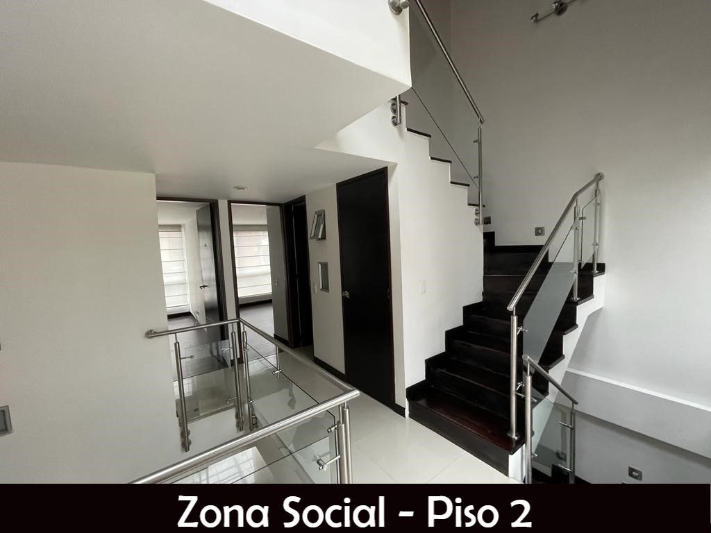 Casa para la venta en La Estrella Cerca del Parque - Antioquia