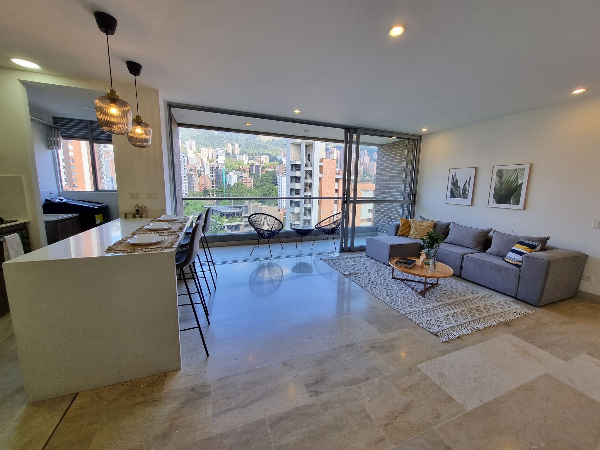 Apartamento para arriendo amoblado Lalinde Poblado