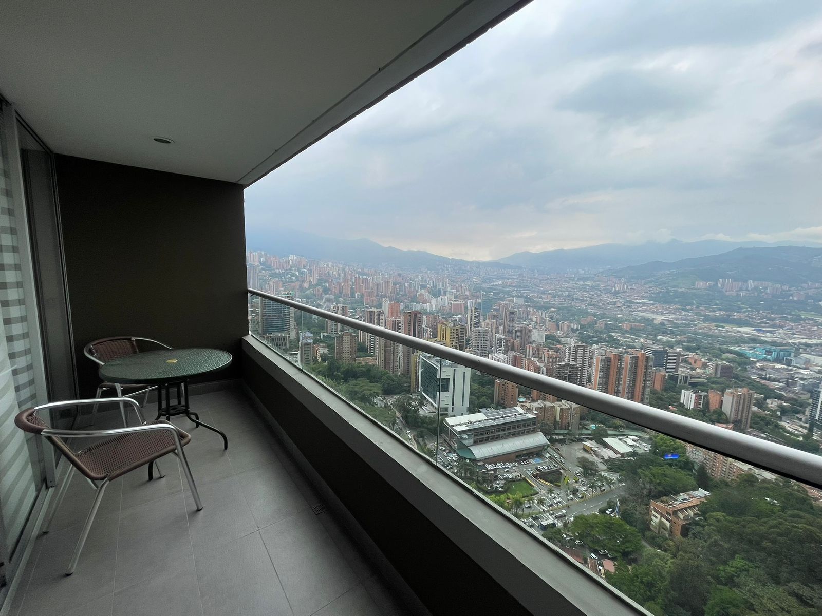 Apartamento amoblado en arriendo en Medellín Las Palmas