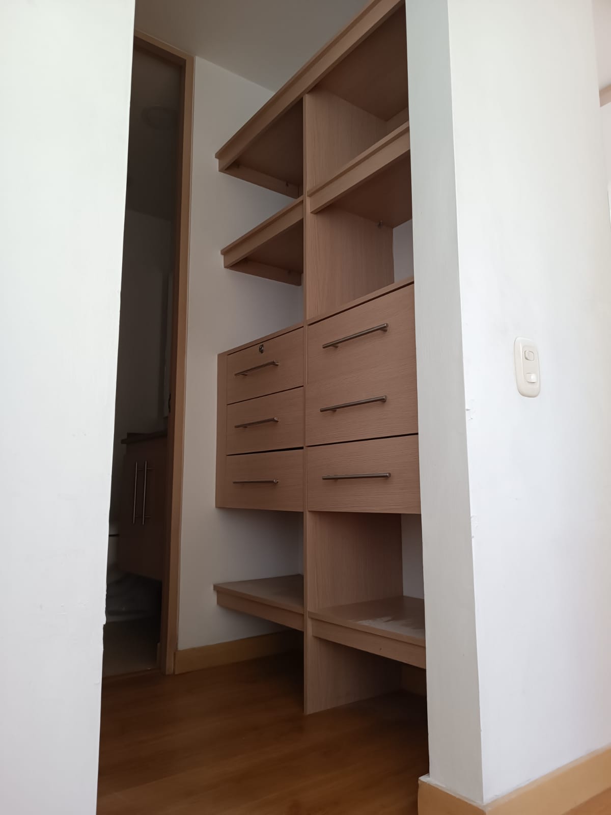 Apartamento en venta en Loma del Indio Poblado