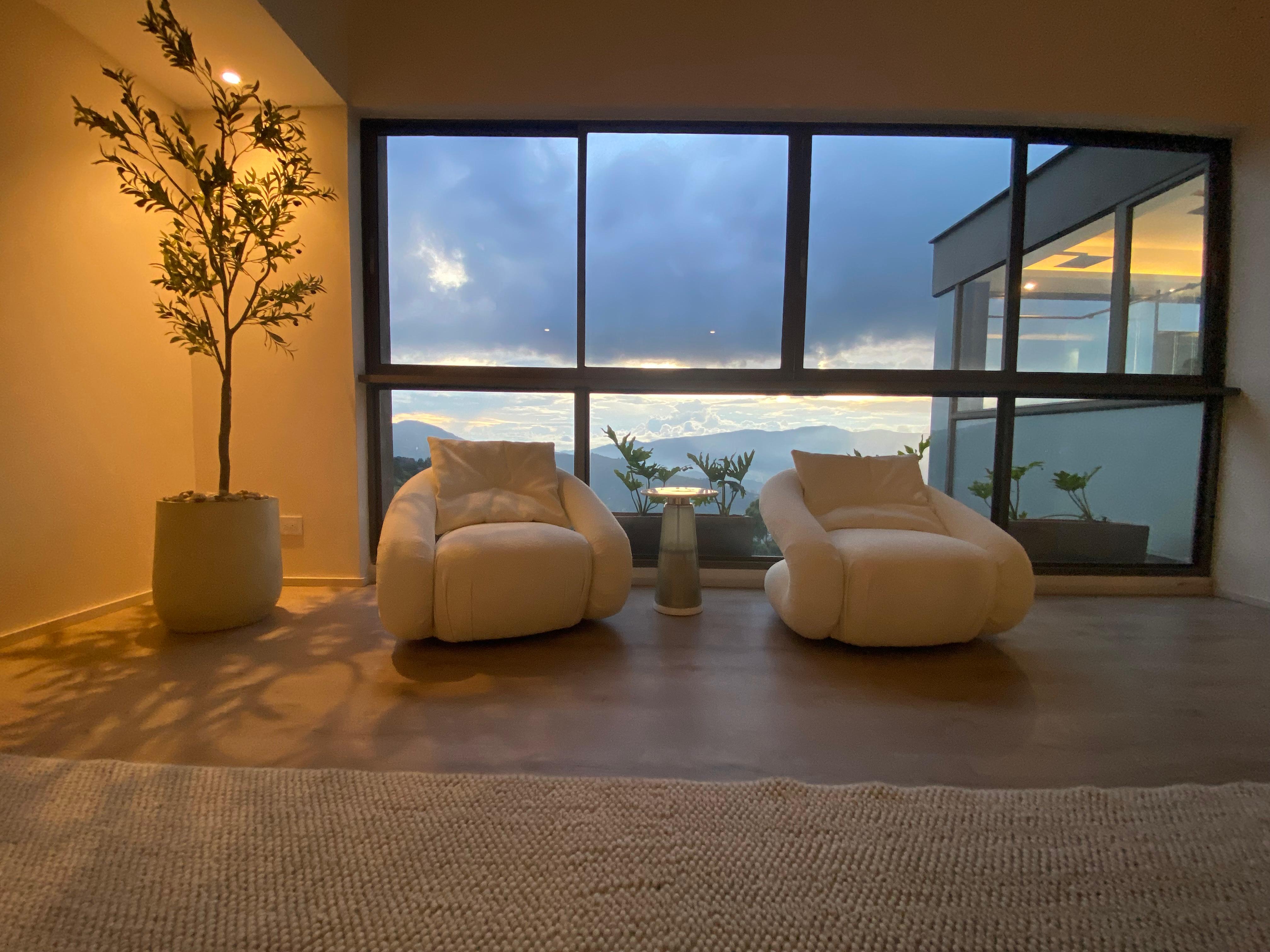 Casa en venta para estrenar en las Palmas Medellin