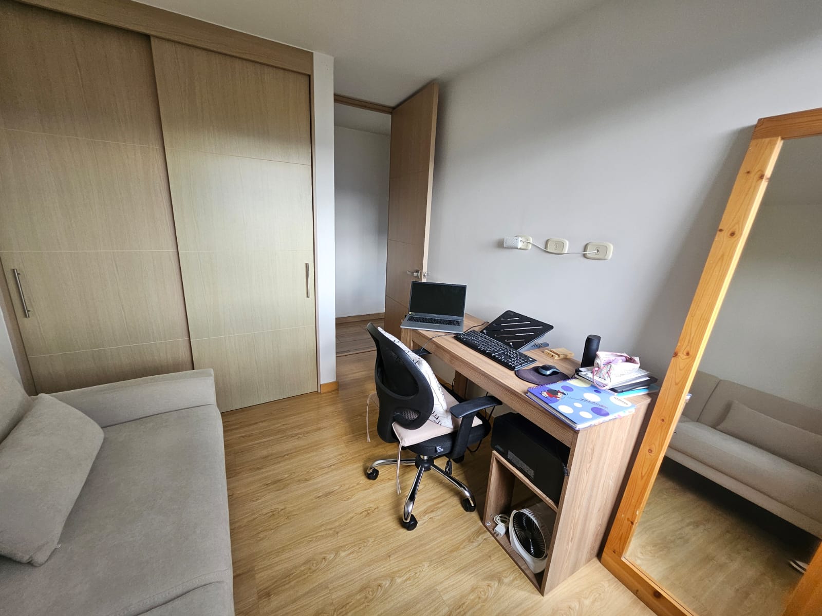 Apartamento en arriendo en Loma del Indio Poblado