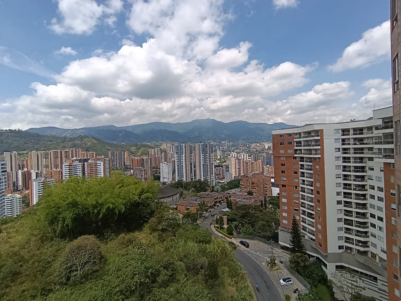 Apartamento en Arriendo  Sabaneta Las Lomitas