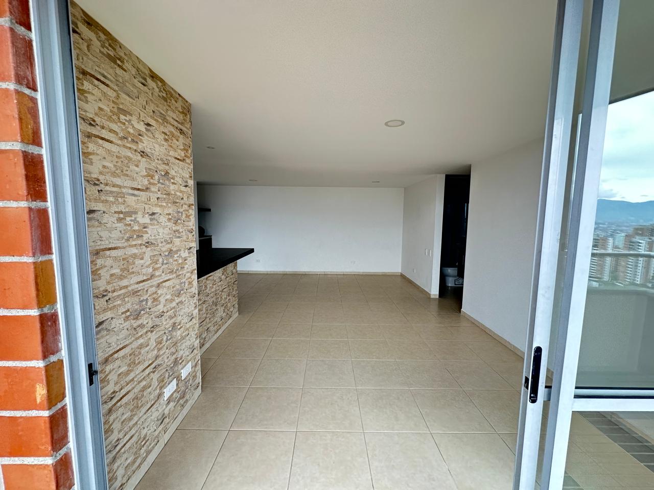 Apartamento en arriendo en Loma del Indio Poblado