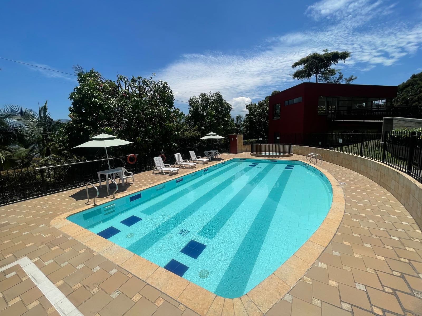 Casa amoblada en venta en La Estrella Sector Toledo
