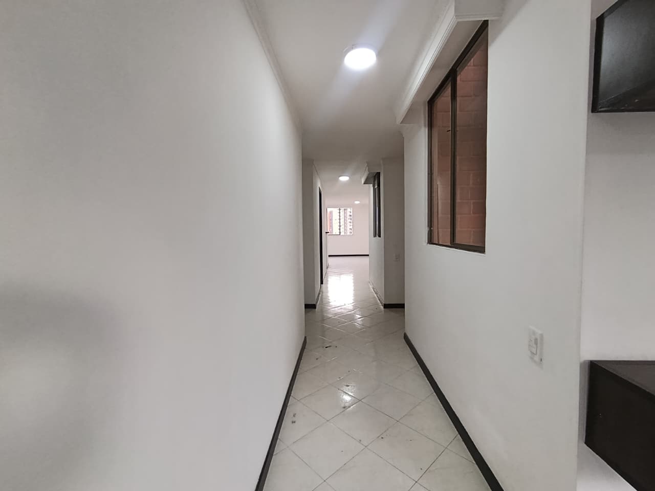 Apartamento en arriendo en Loma de los Bernal Medellín