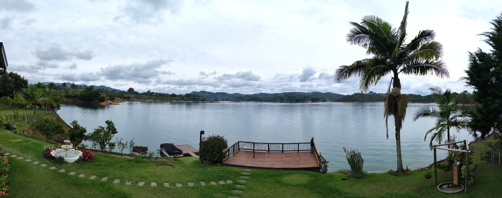 Casa finca en venta en Guatape  Antioquia con acceso a la represa