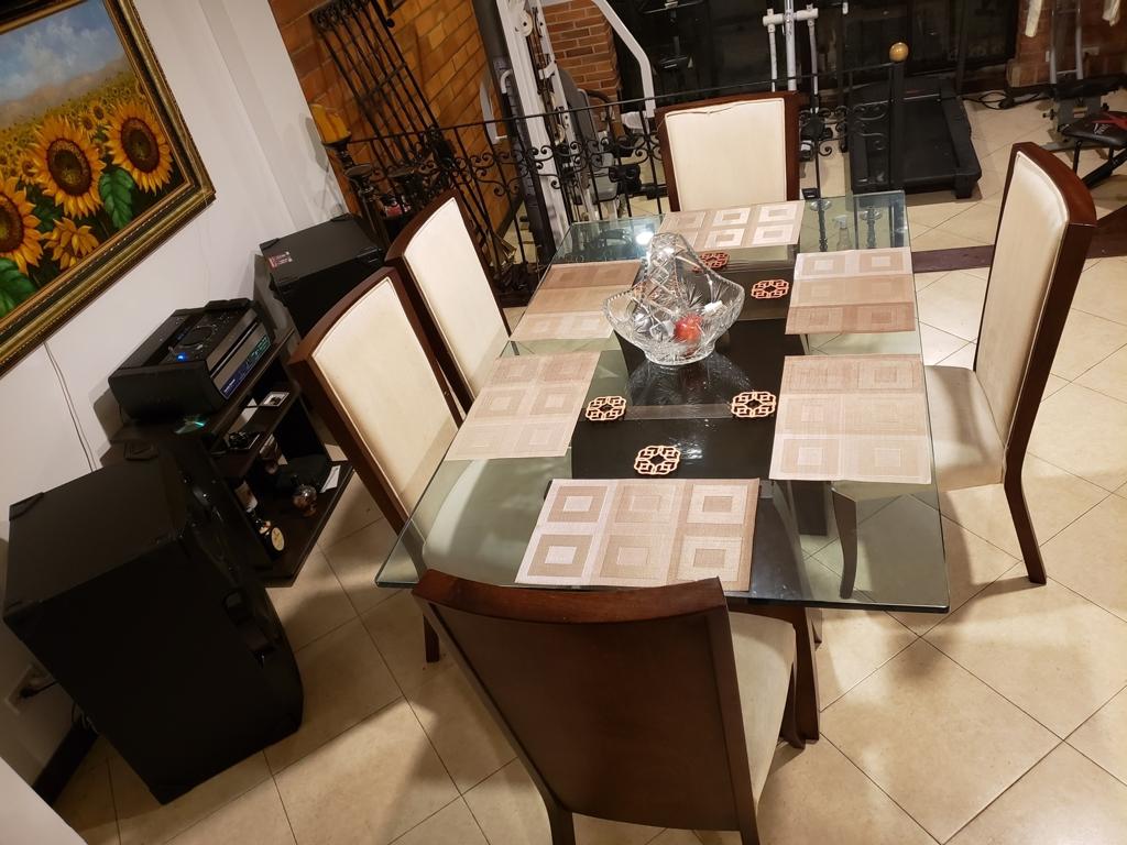 Hermosa casa para la venta en Sabaneta