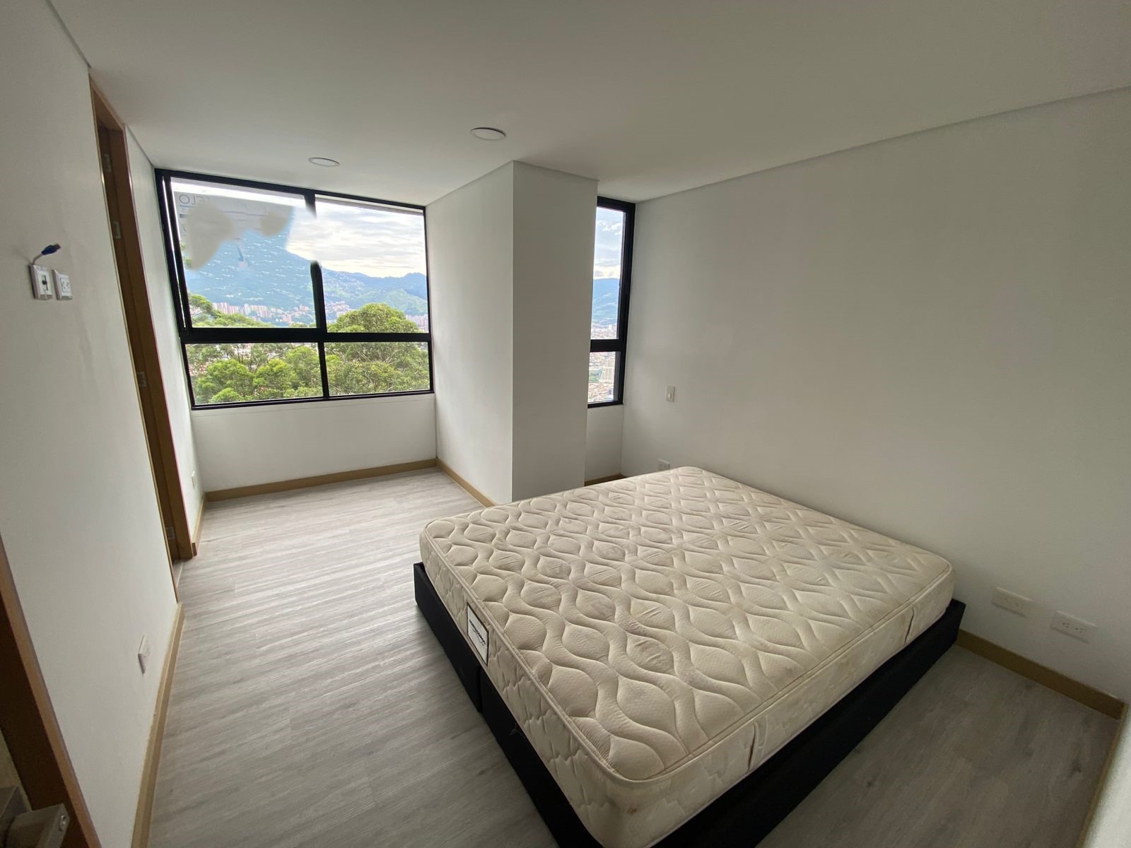 Apartamento para venta en las Palmas Medellin