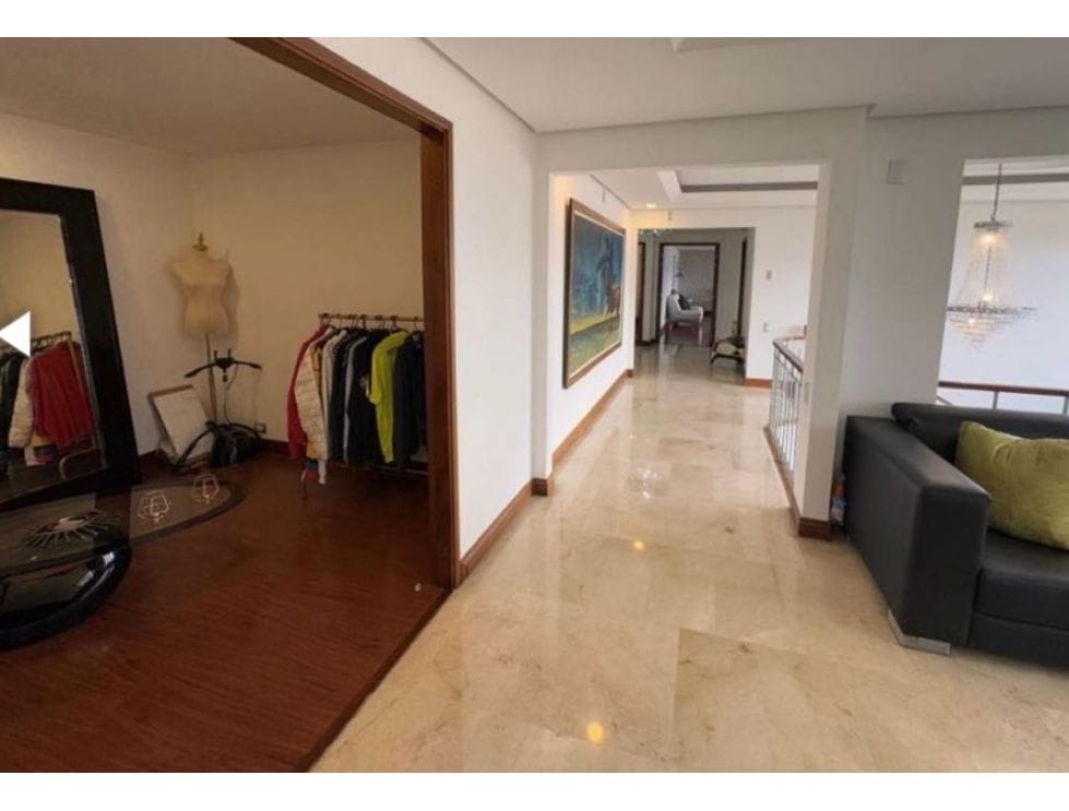 Casa en venta en la Cola del Zorro Poblado Medellin