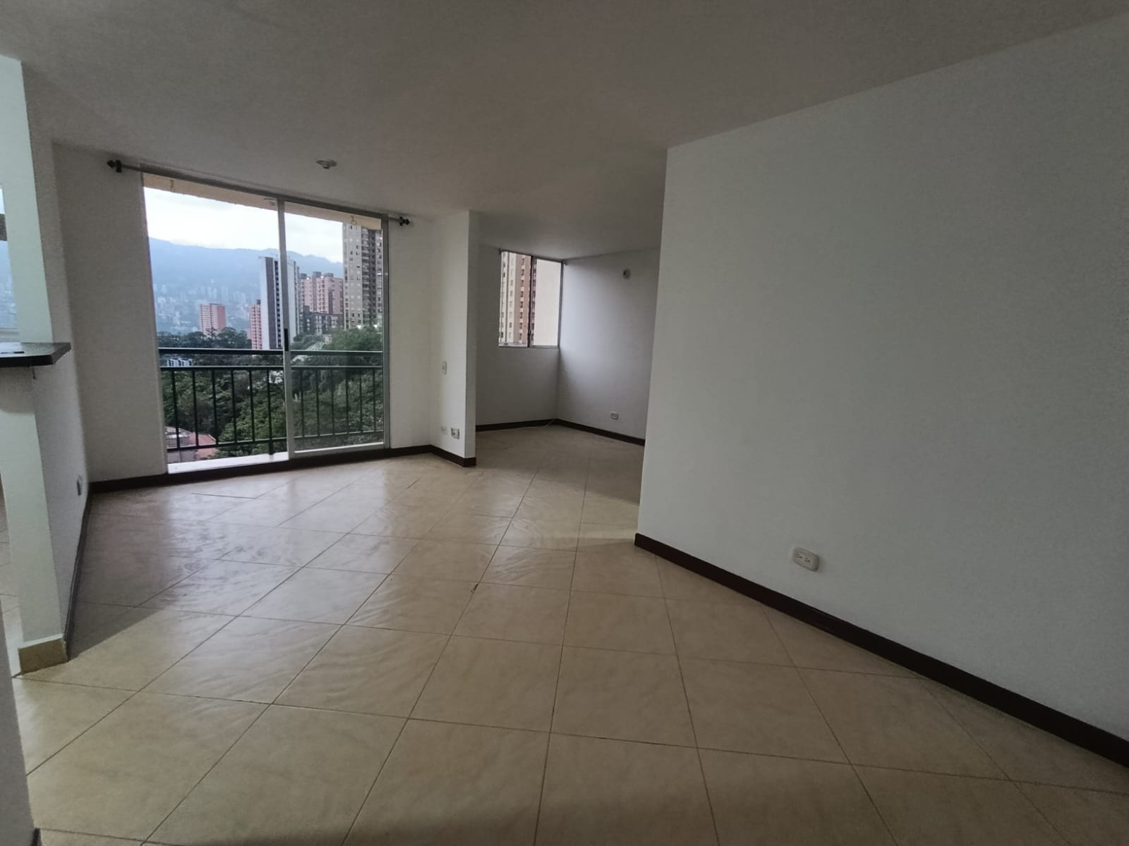 APARTAMENTO EN ARRIENDO, RODEO ALTO