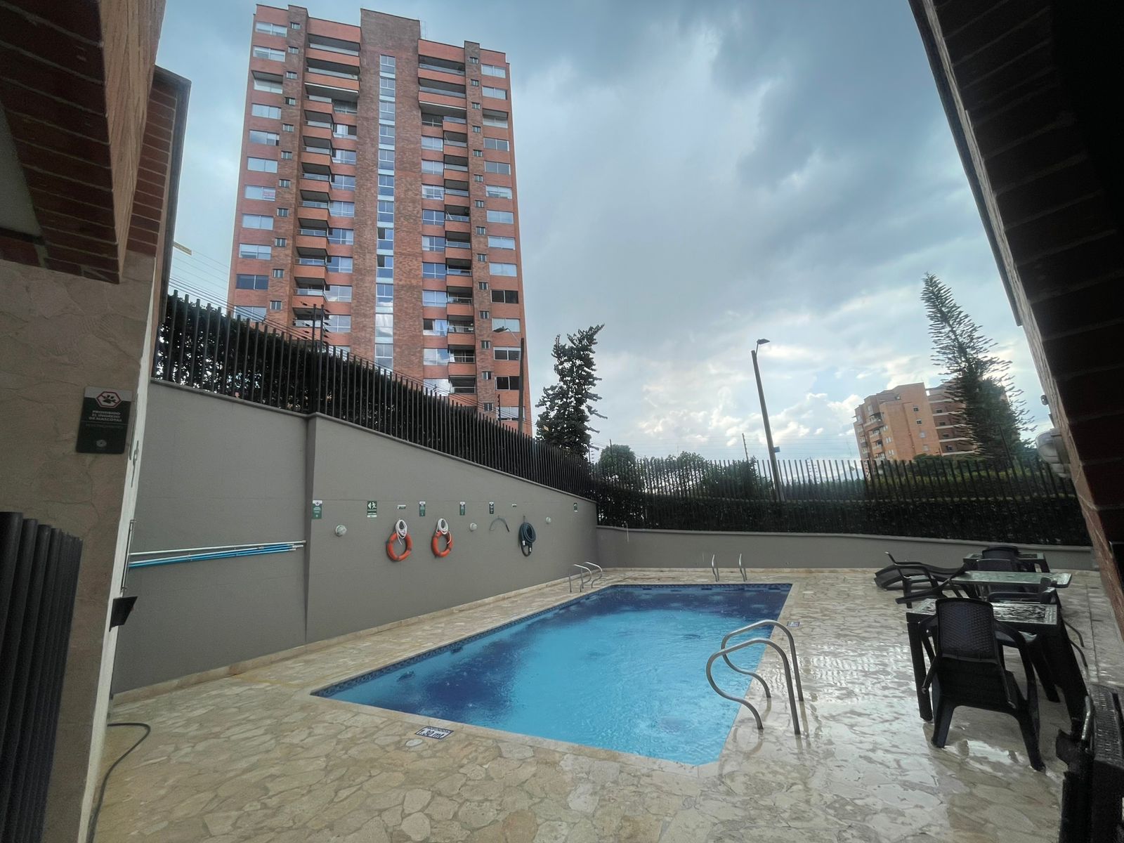 Apartamento en arriendo en Envigado Loma del Esmeraldal