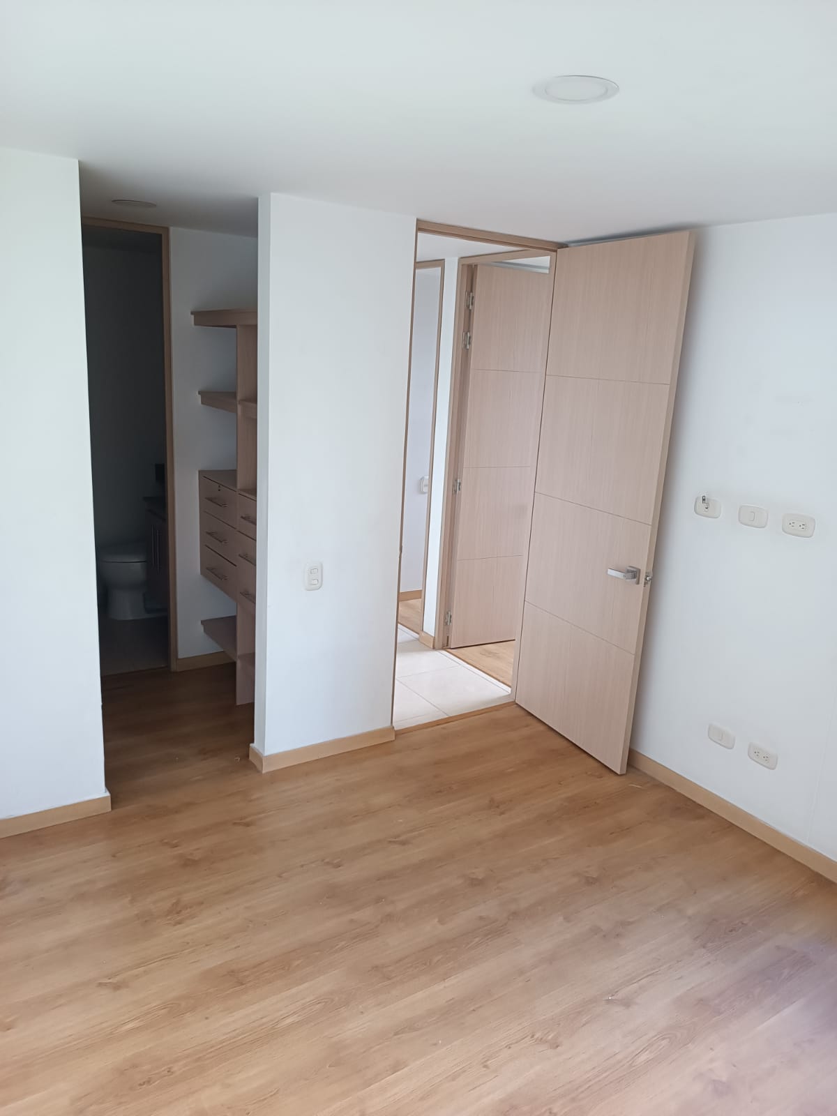 Apartamento en venta en Loma del Indio Poblado