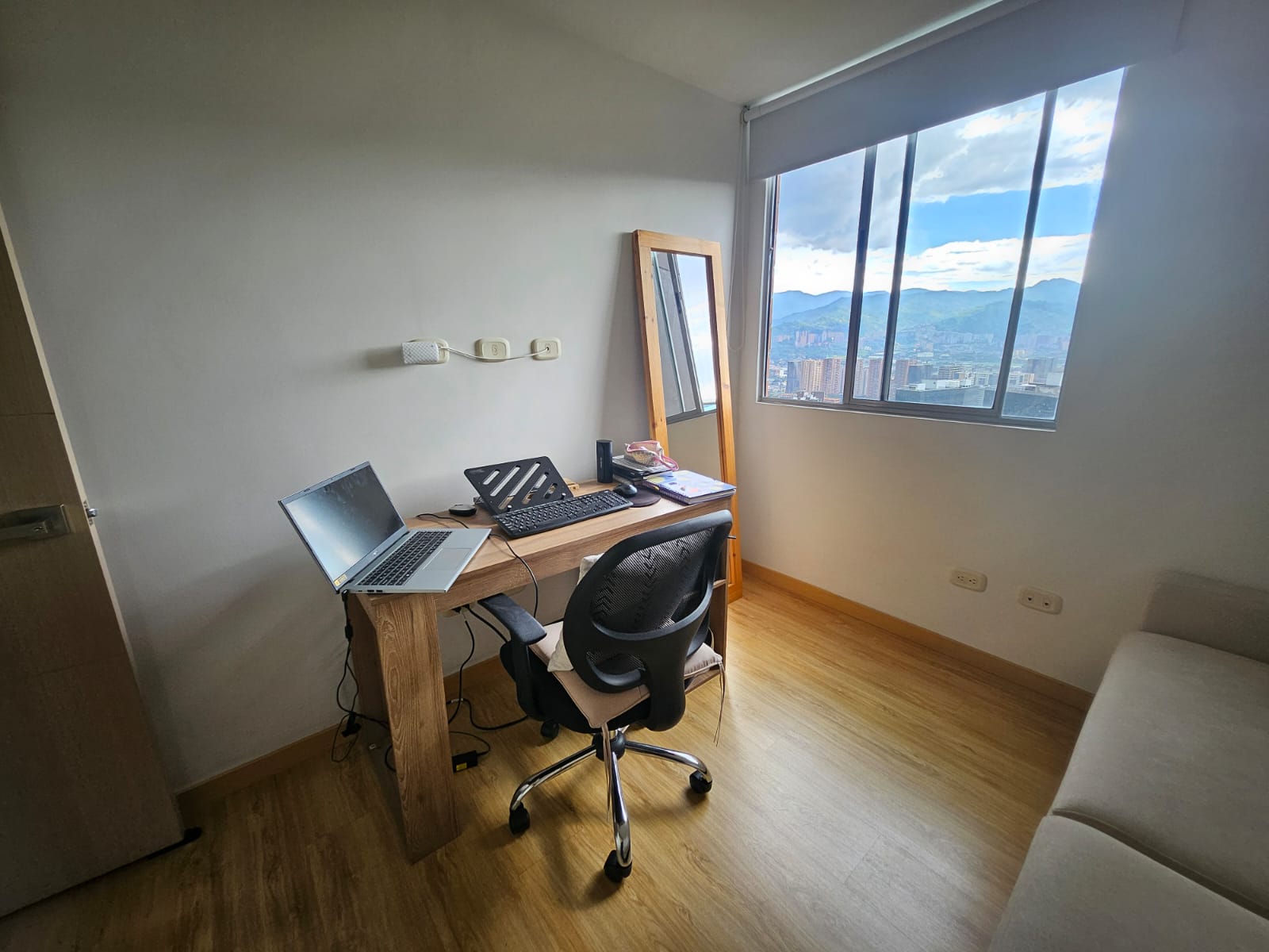 Apartamento en arriendo en Loma del Indio Poblado