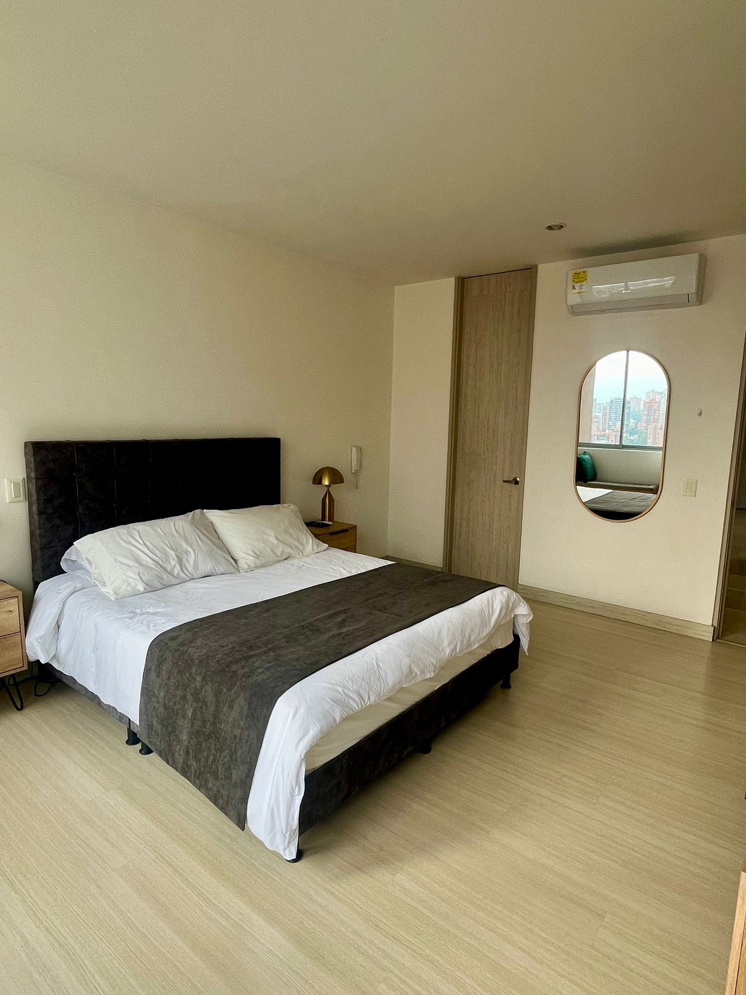 Apartamento para arriendo amoblado Lalinde Poblado