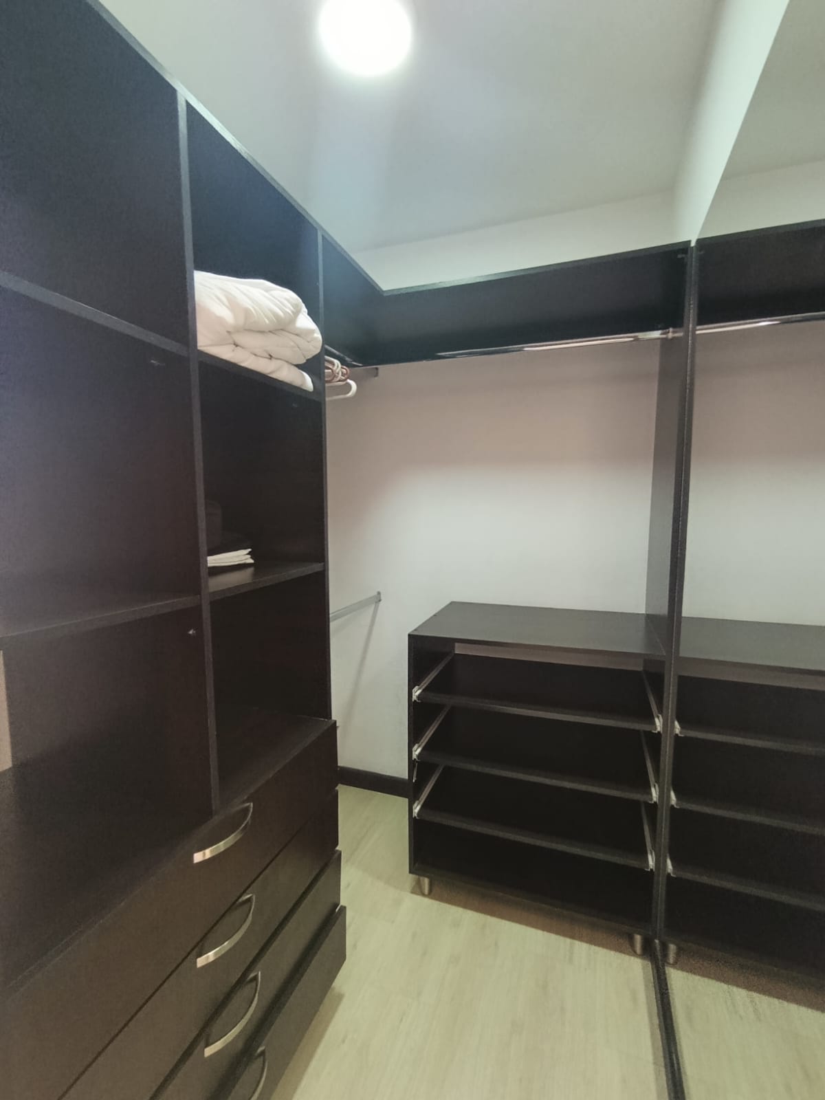 APARTAMENTO AMOBLADO EN  ARRIENDO EN BELEN
