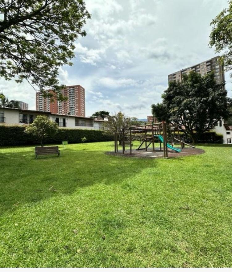 Casa en venta en la Estrella Antioquia