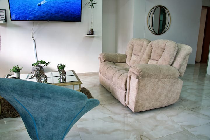 Apartamento para la venta en Medellin Poblado Los Parra