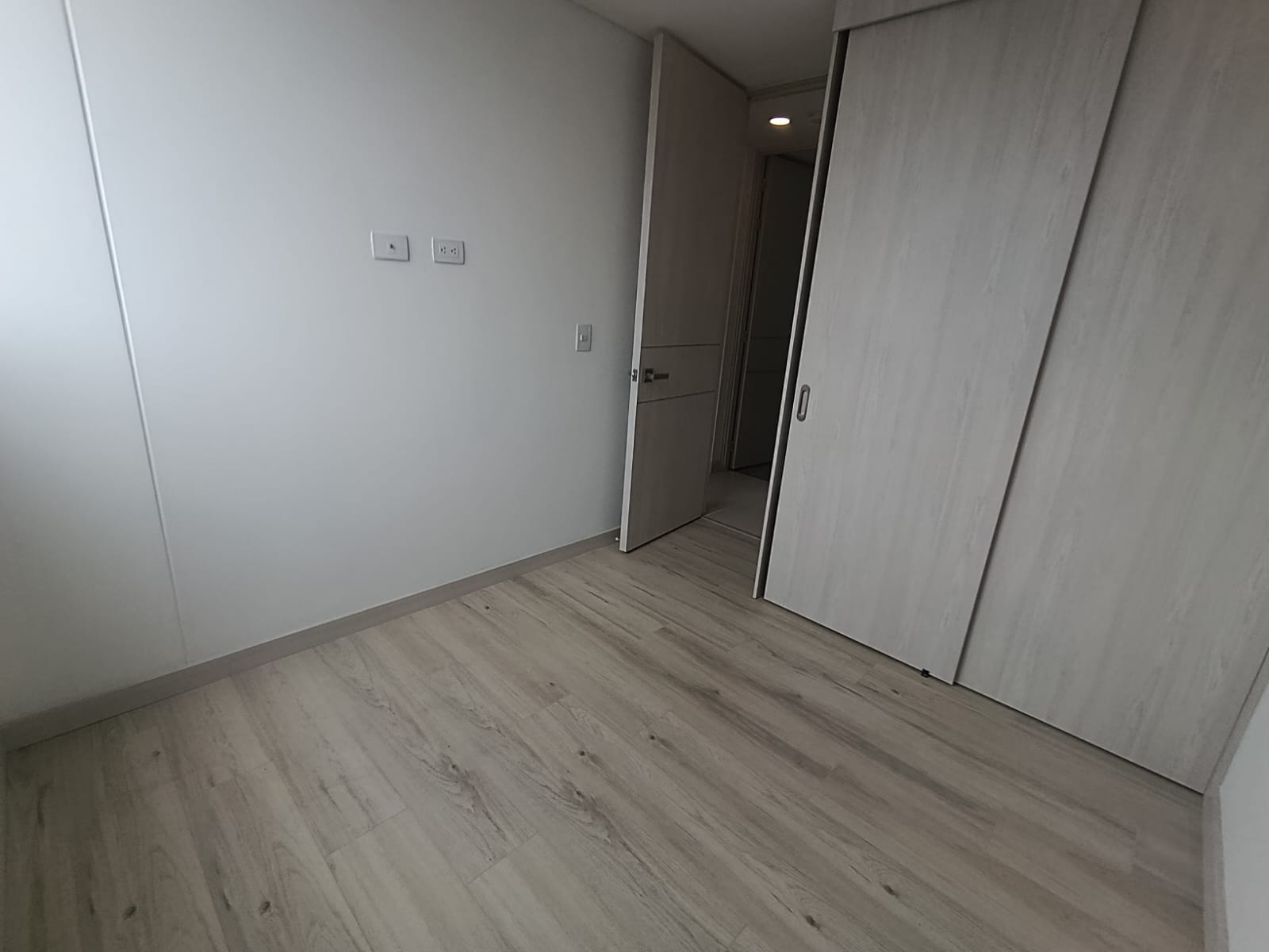 Arriendo apartamento en La Estrella para estrenar