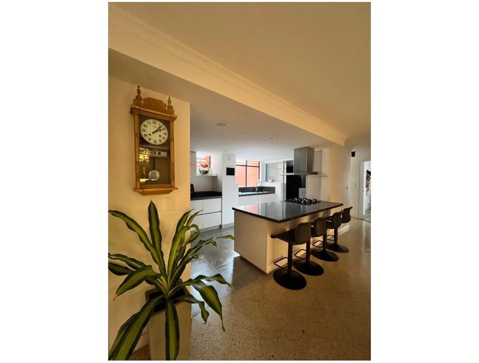 Apartamento para arriendo en Laureles Medellin
