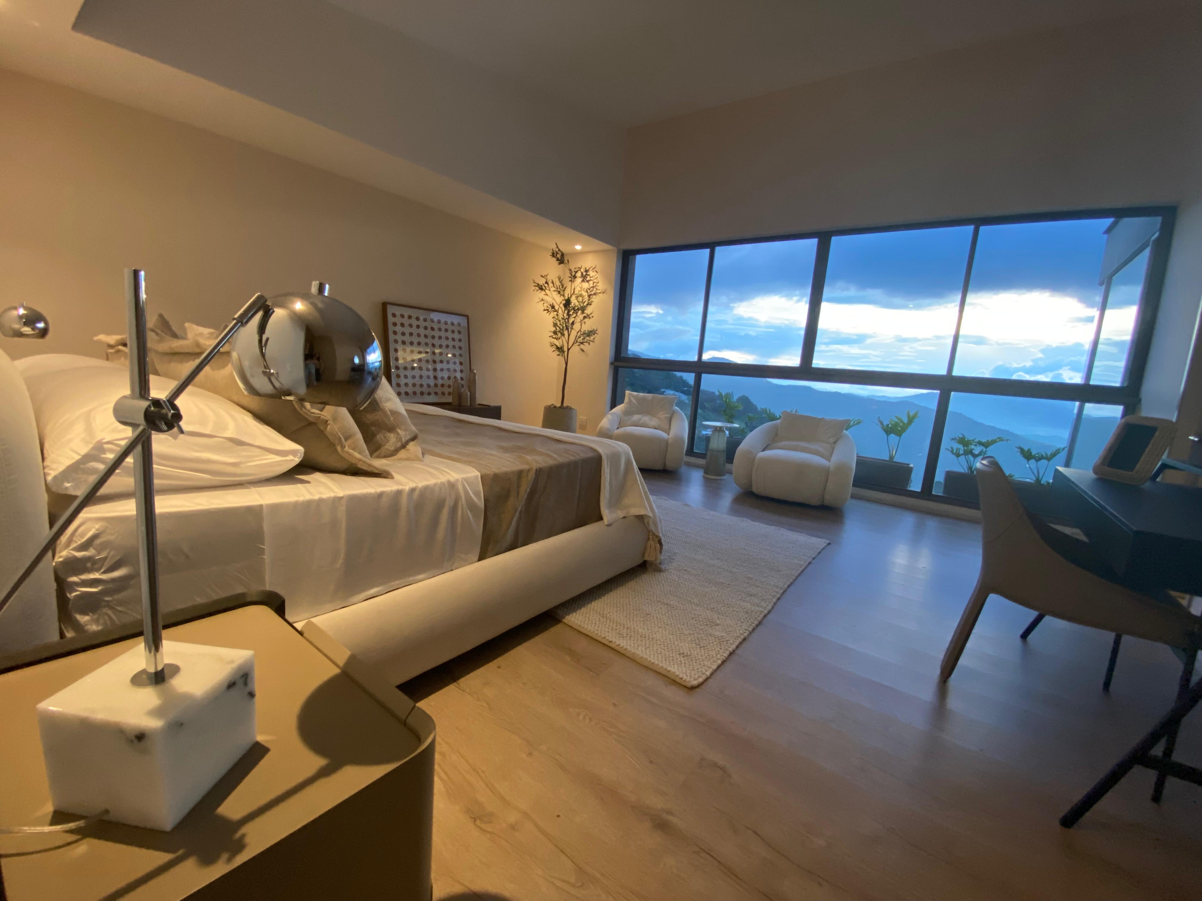 Casa en venta para estrenar en las Palmas Medellin