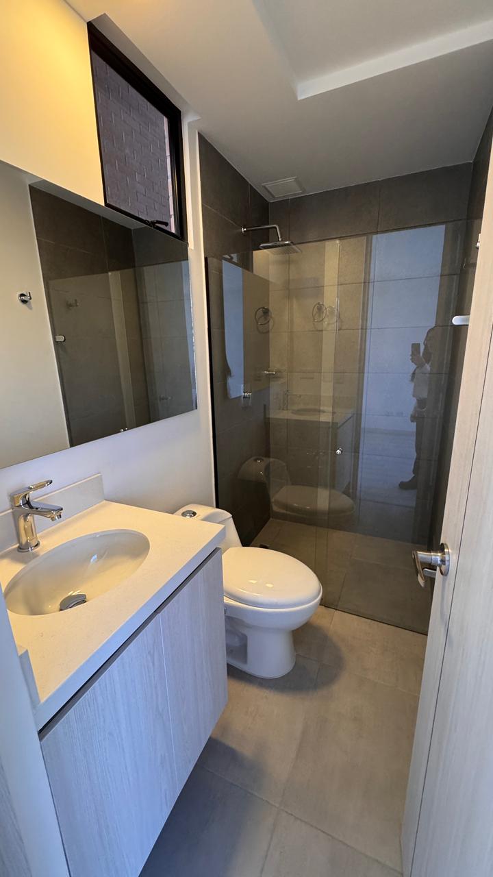 Apartamento en venta en Los Colores   Medellín
