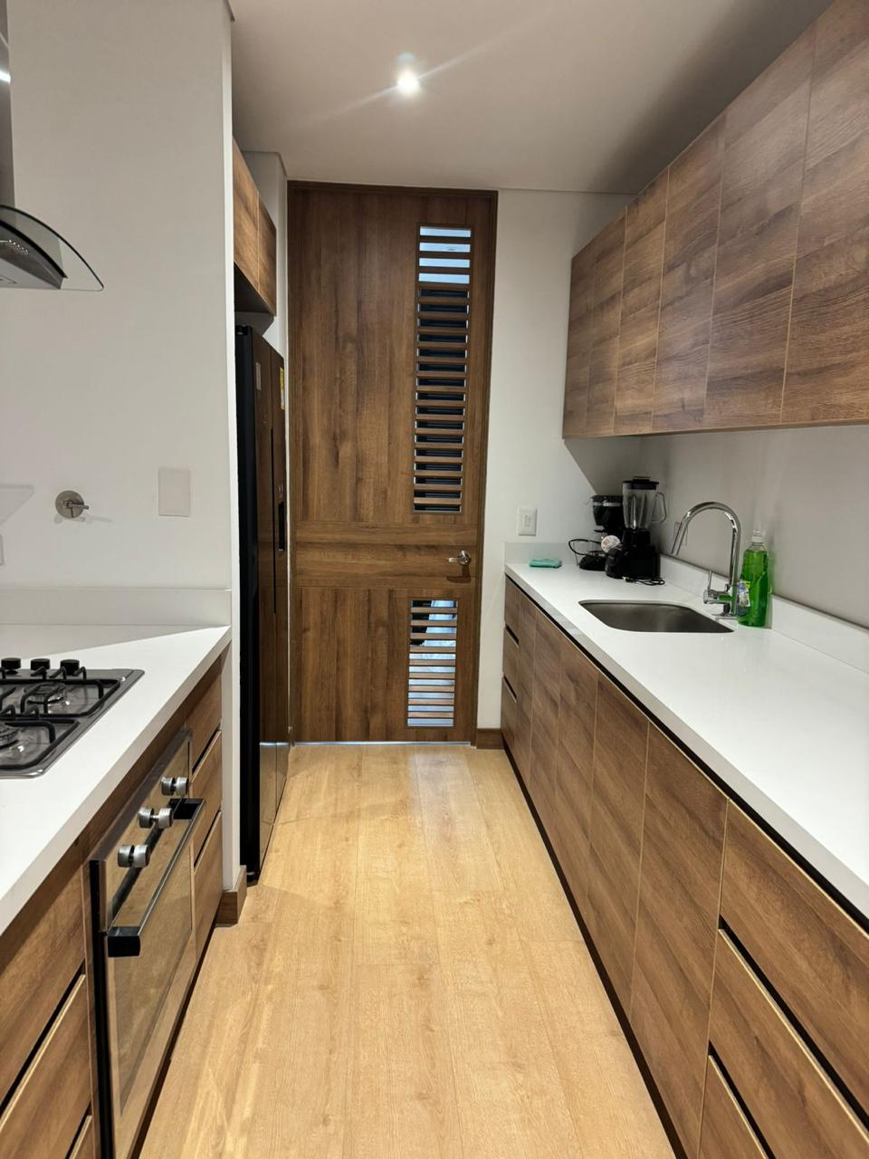 Apartaestudio amoblado para arriendo en Ciudad del Río El Poblado