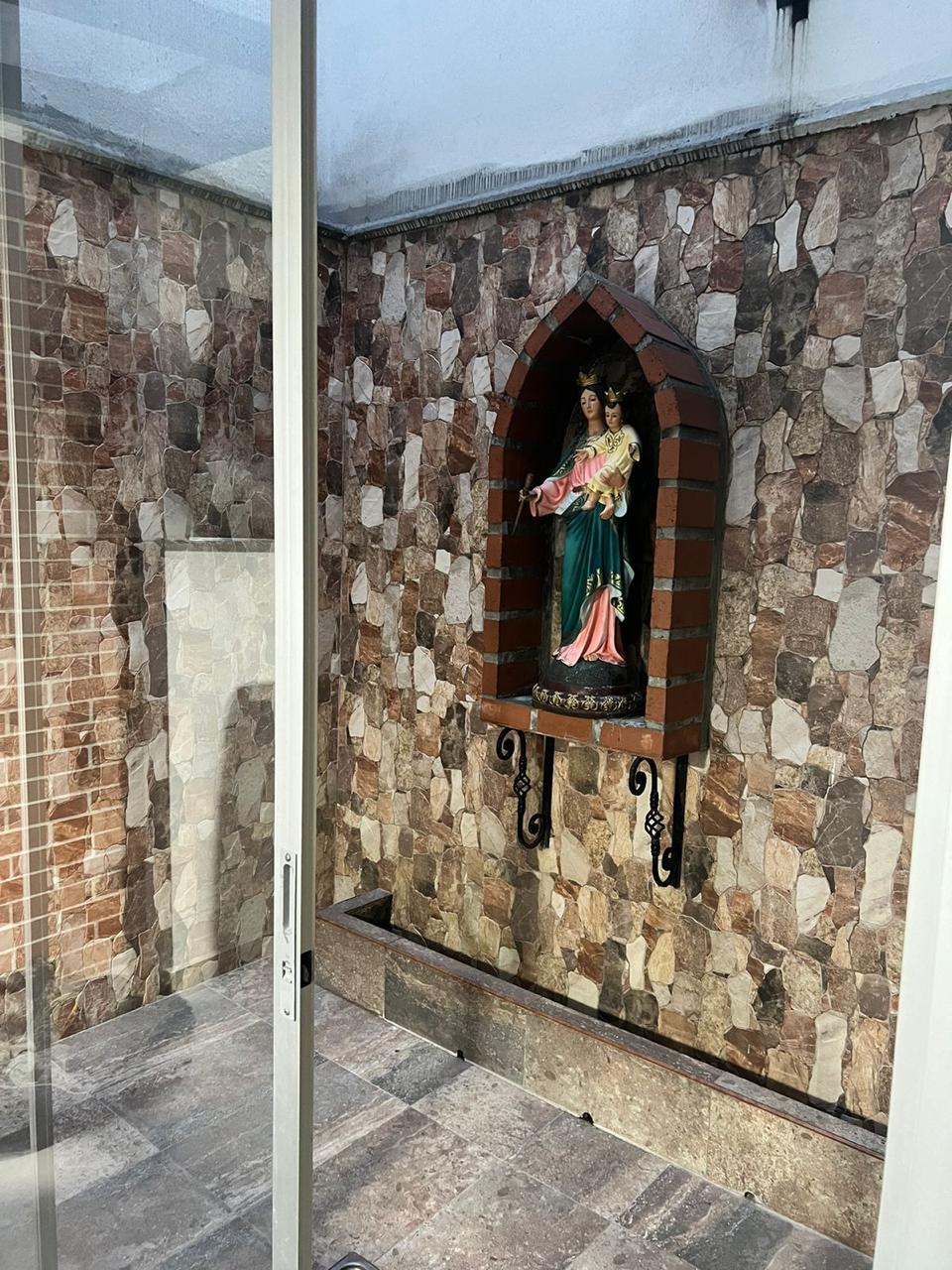 Casa para la venta en La Estrella Cerca del Parque - Antioquia