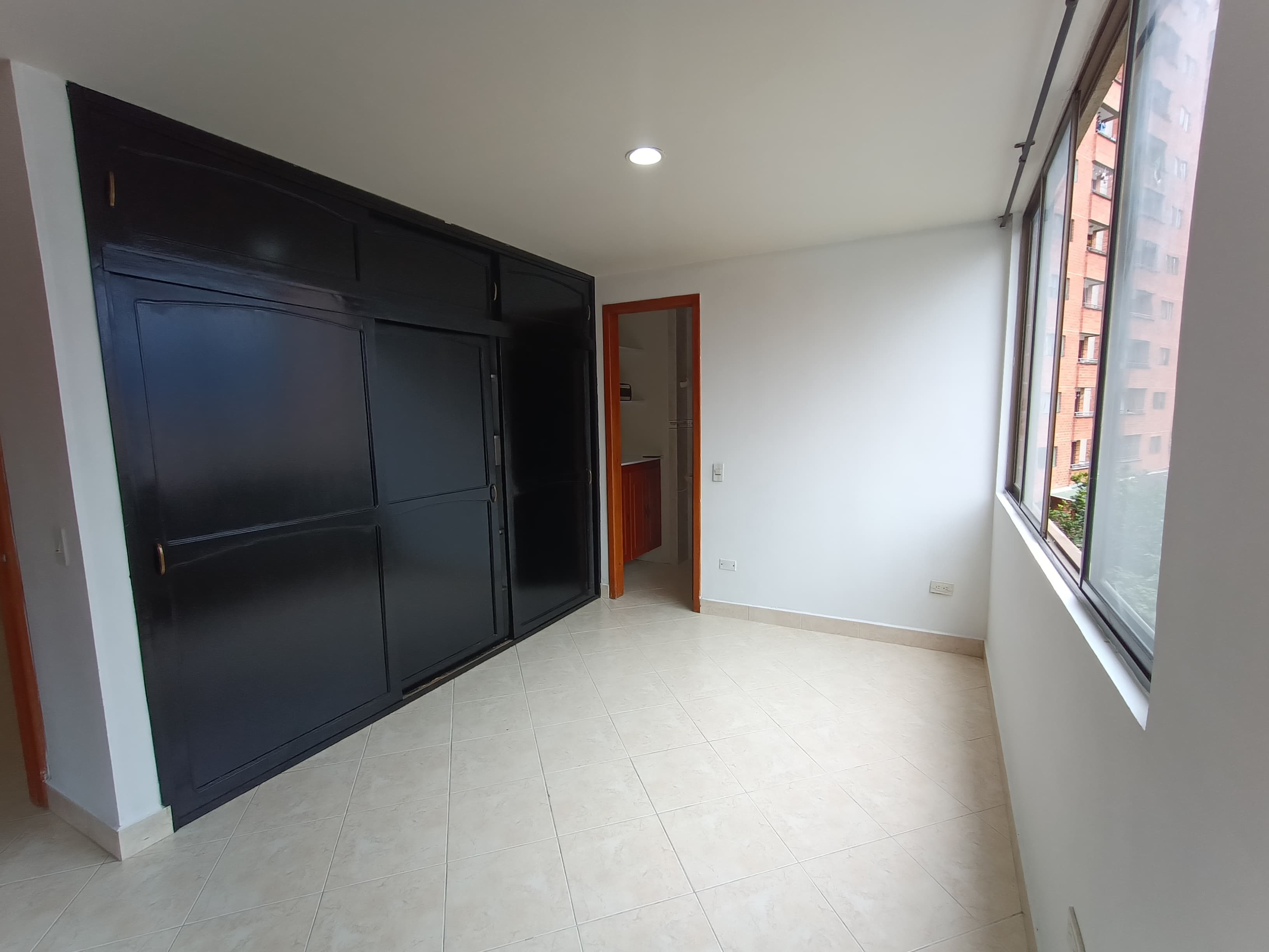 Apartamento en venta Medellin Loma de los Bernal