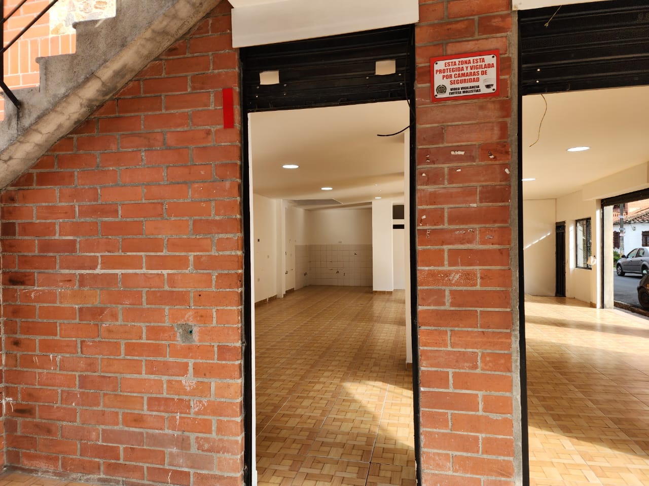 Local en arriendo en el sector santa lucia