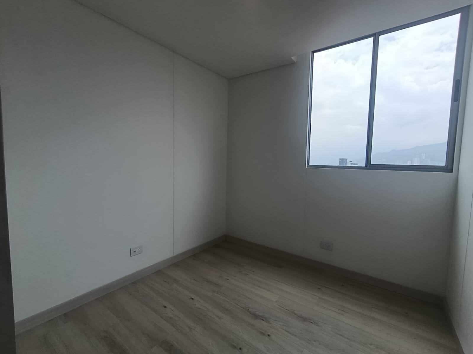 Arriendo apartamento en La Estrella para estrenar