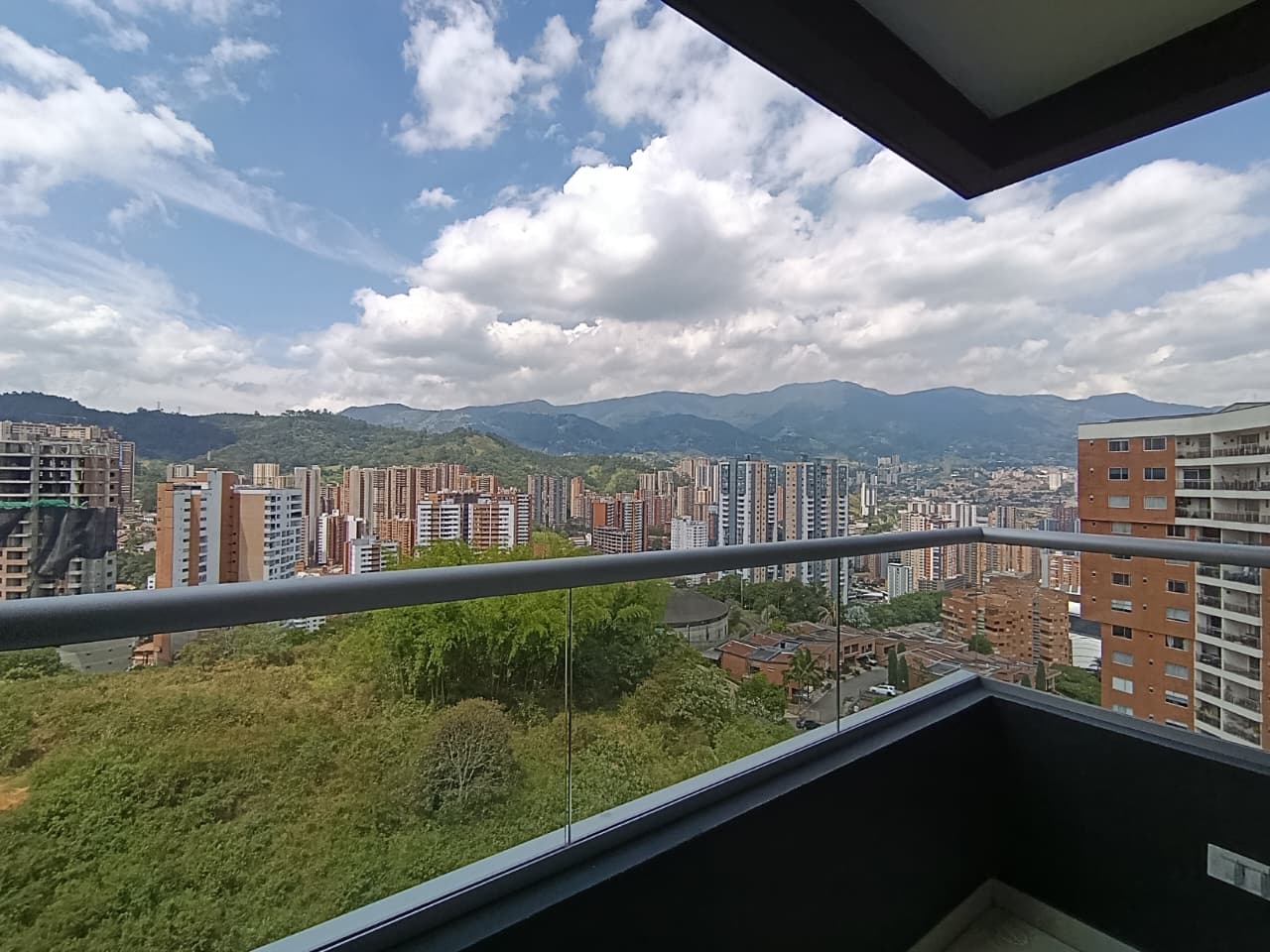 Apartamento en Arriendo  Sabaneta Las Lomitas
