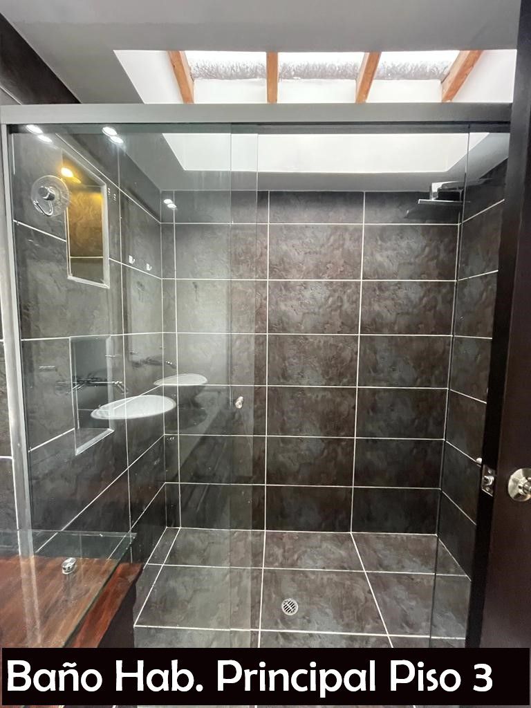 Casa para la venta en La Estrella Cerca del Parque - Antioquia