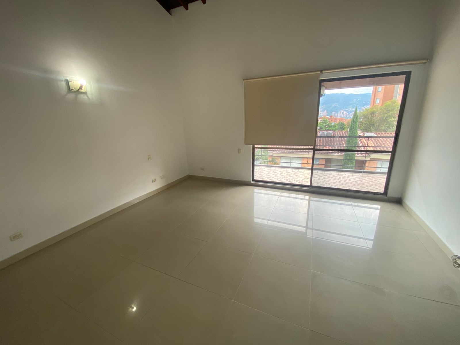 Casa para arriendo en Envigado Benedictinos