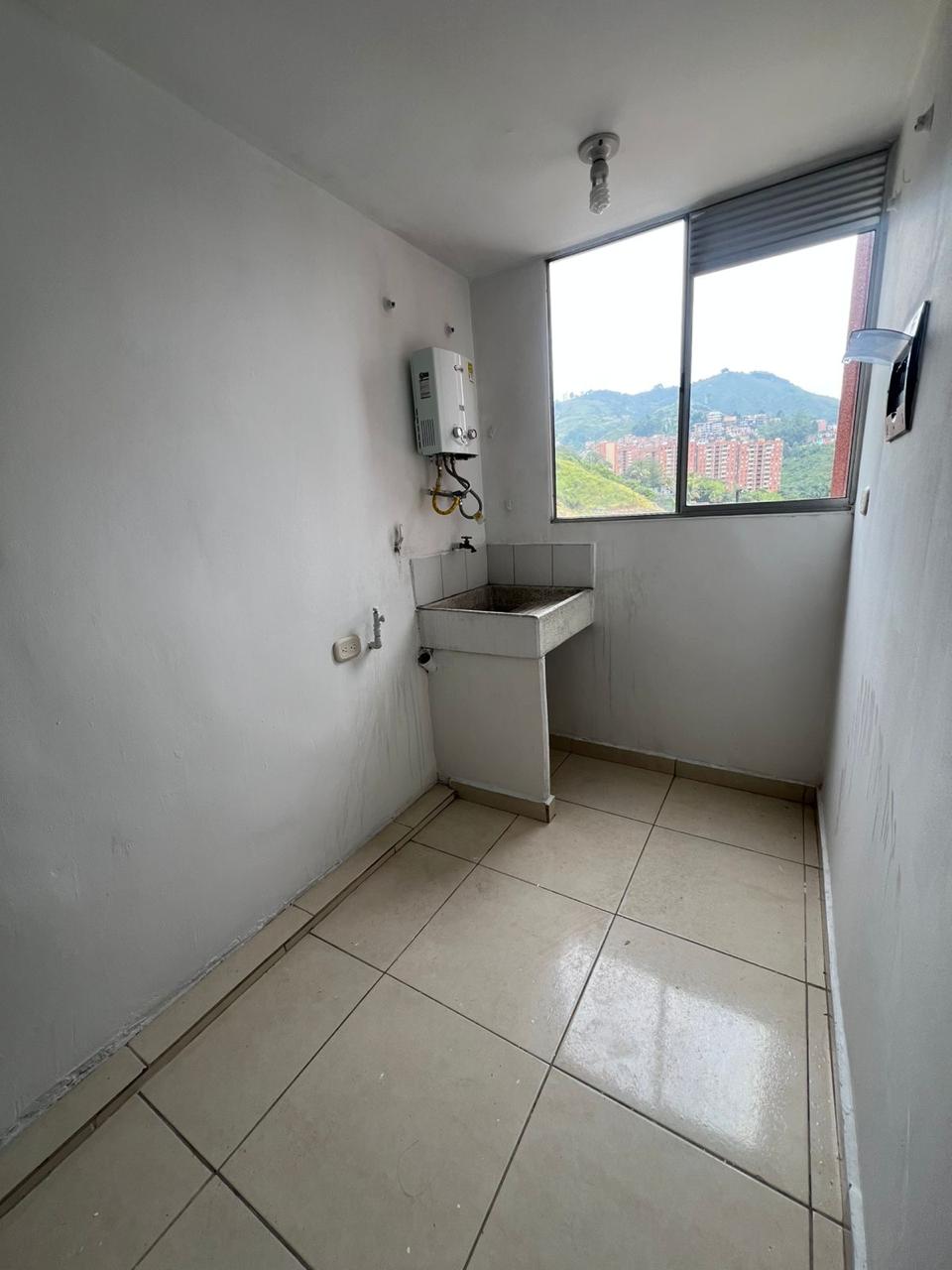 APARTAMENTO EN ARRIENDO, RODEO ALTO
