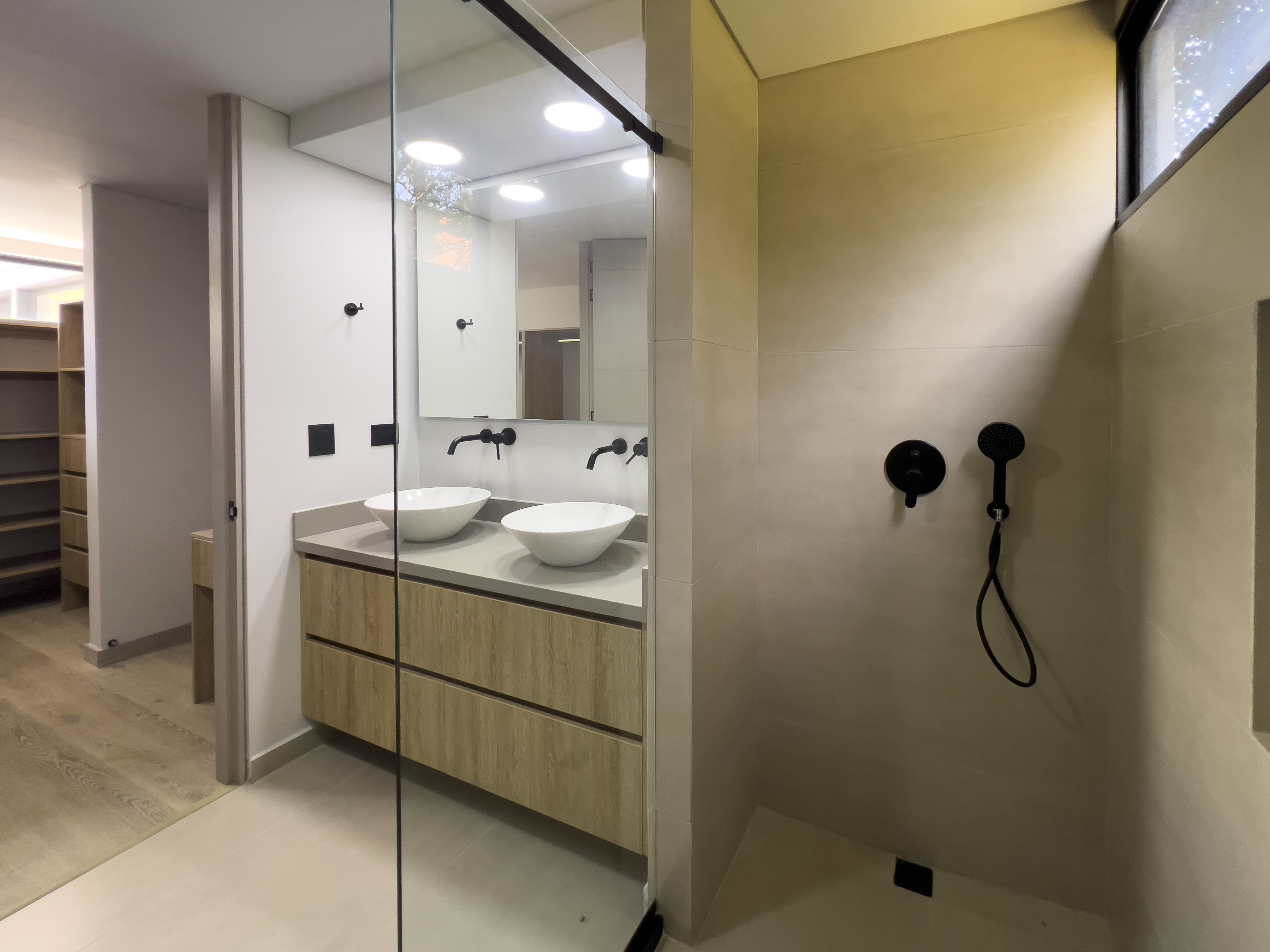 Apartamento en venta en el poblado Medellín cerca del Tesoro