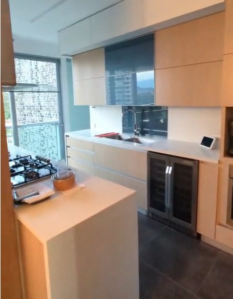 Apartamento en venta Medellin Poblado los Balsos