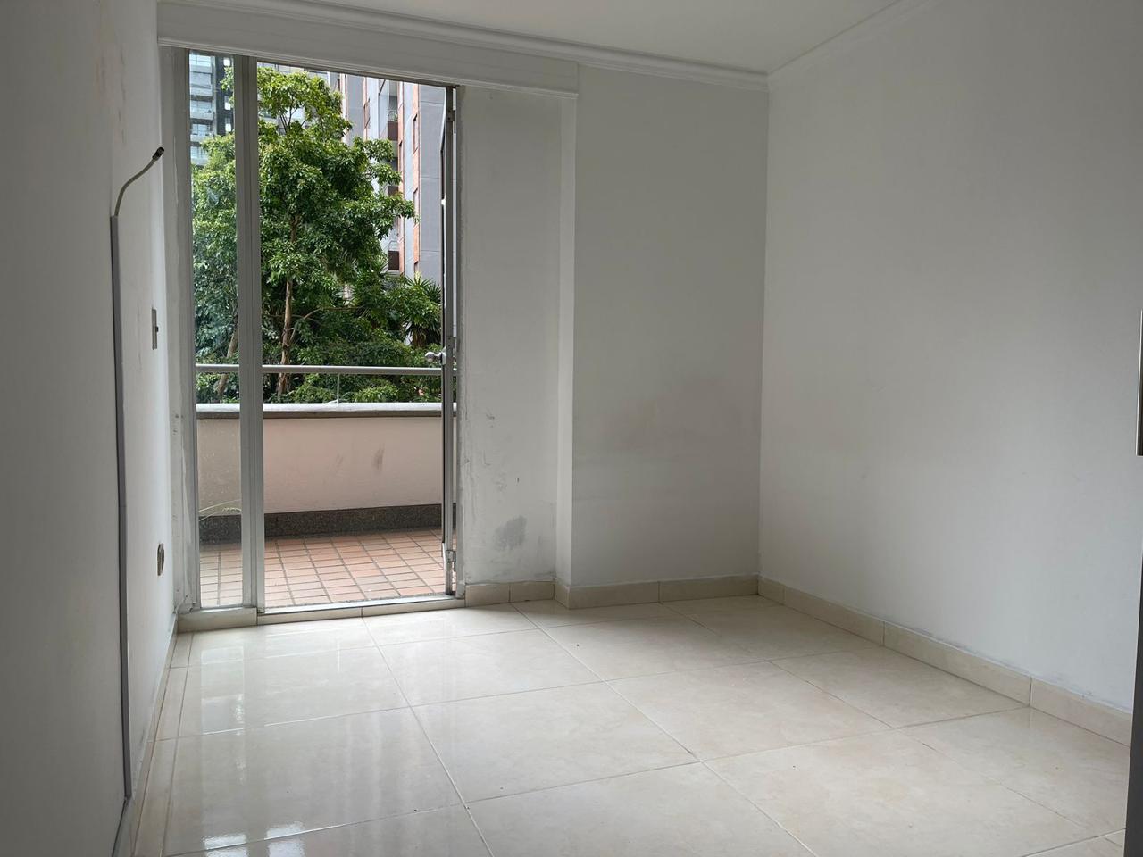 Apartamento Loma de los Bernal - Medellín