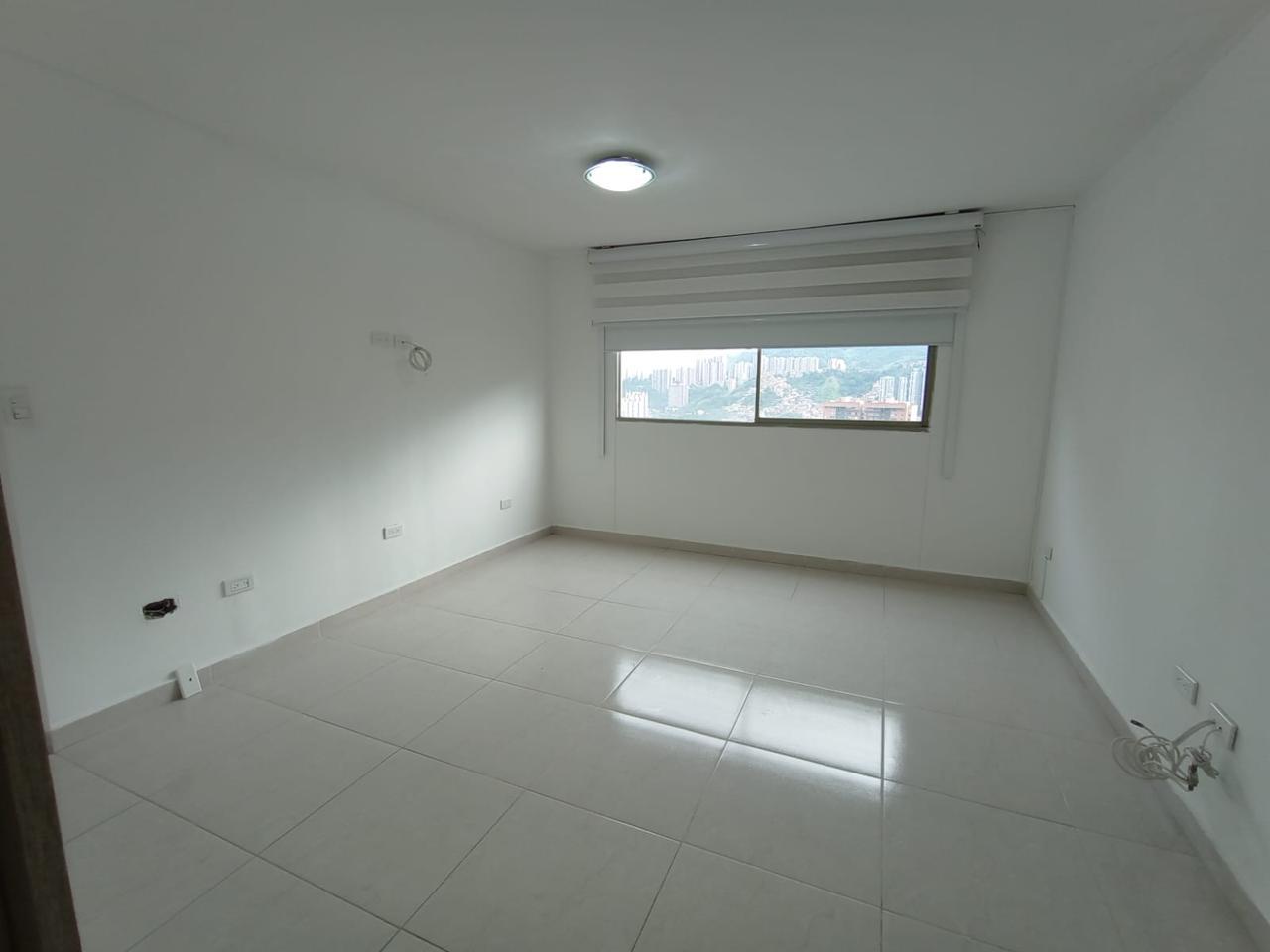 Apartamento en venta en Loma de los Bernal