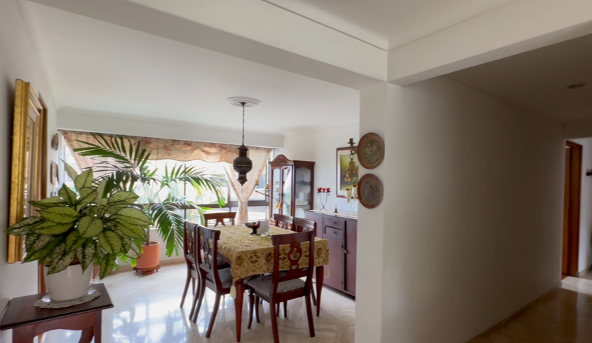 Apartamento en venta Medellín poblado sector la tomatera