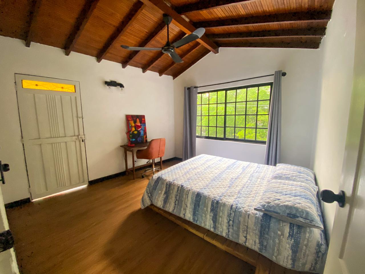 Casa amoblada para arriendo en Belen la palma